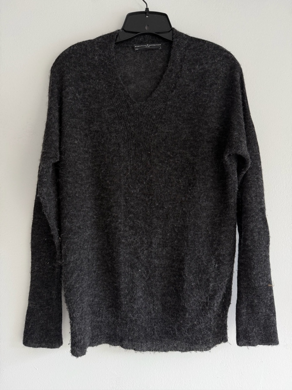 Peruvian Connection Baby Alpaca Blend Fuzzy V-Neck Sweater Gray 8296 - Picture 2 of 9